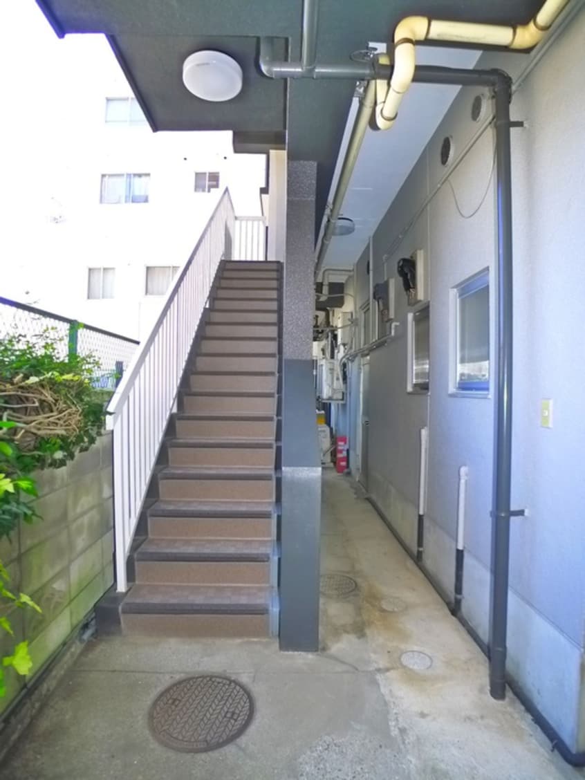 エントランス部分 芳野マンション