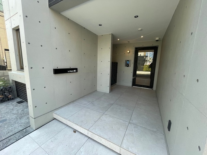 エントランス部分 Ｌｅ　Ｒｅｐｏｓ　豊玉