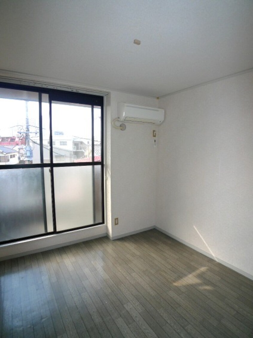 居室 メルヴェーユ