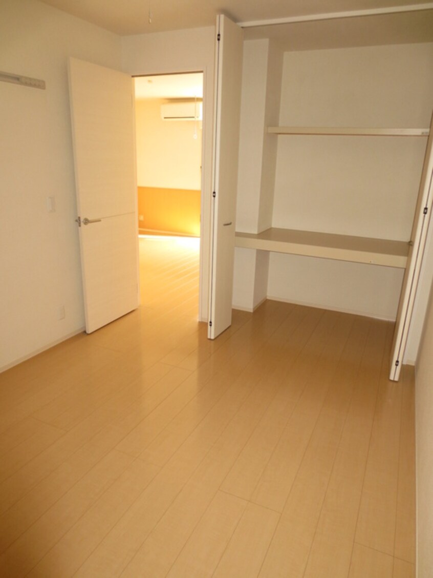 居室 ＧＬＯＲＹ　ＶＩＣＴＯＩＲＥ