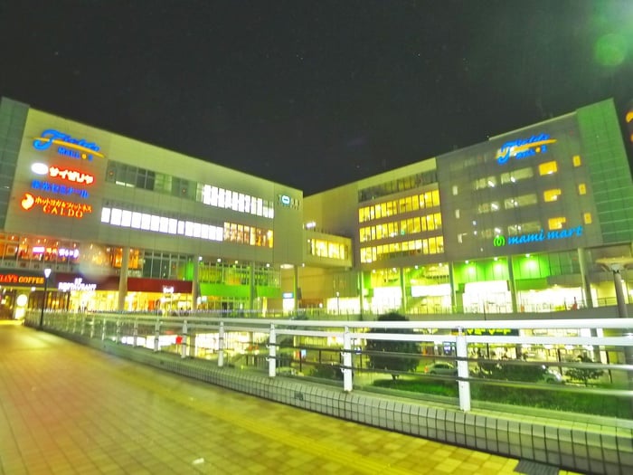 フィールズ(ショッピングセンター/アウトレットモール)まで908m alivio vida