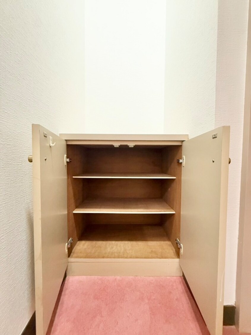 靴箱 ヒルサイド神楽坂