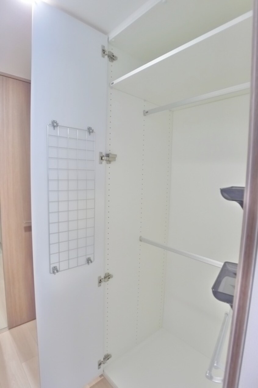 収納 ムニレジデンス上野