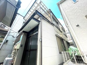 六月２丁目貸家