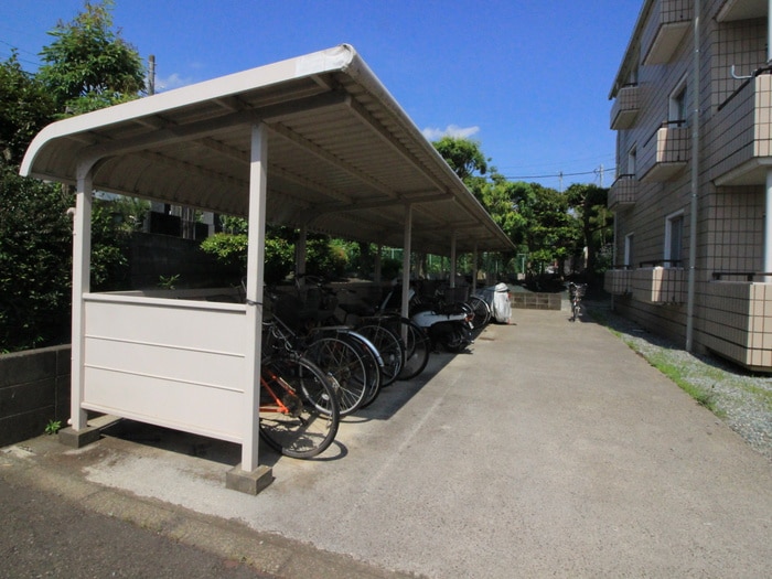 駐輪場 ヴィラアシェンダ