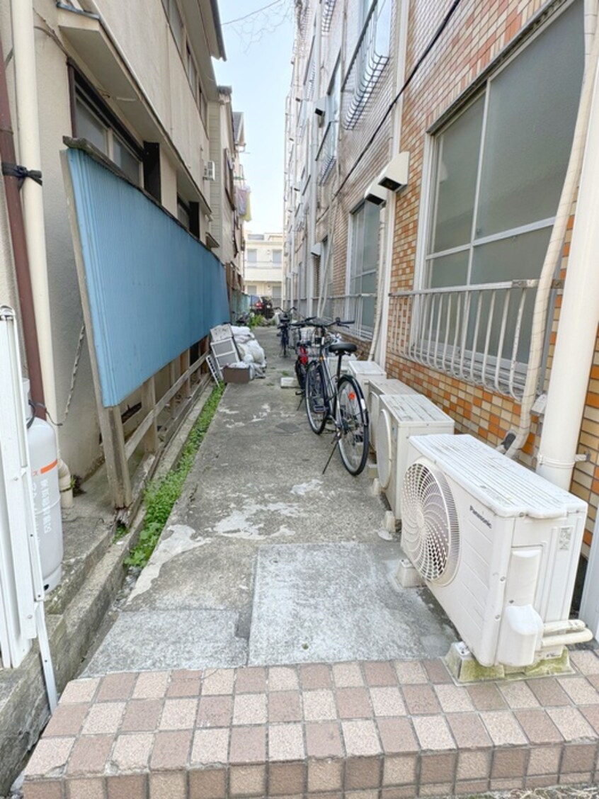 駐輪場 レジデンスカ－プ新小岩