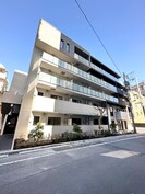 クラルテラセ新宿富久の外観