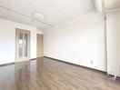 居室 二元館