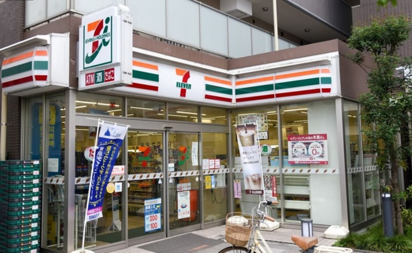 セブンイレブン　調布布田駅前店(コンビニ)まで16m ラフィネ調布