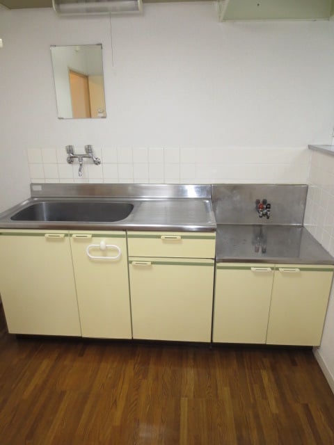 キッチン ハイツＫ本郷台Ｂ