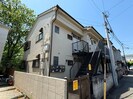 コ－ポチェリ－の外観