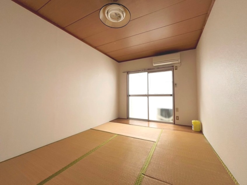 居室 モデラ－トハイツ