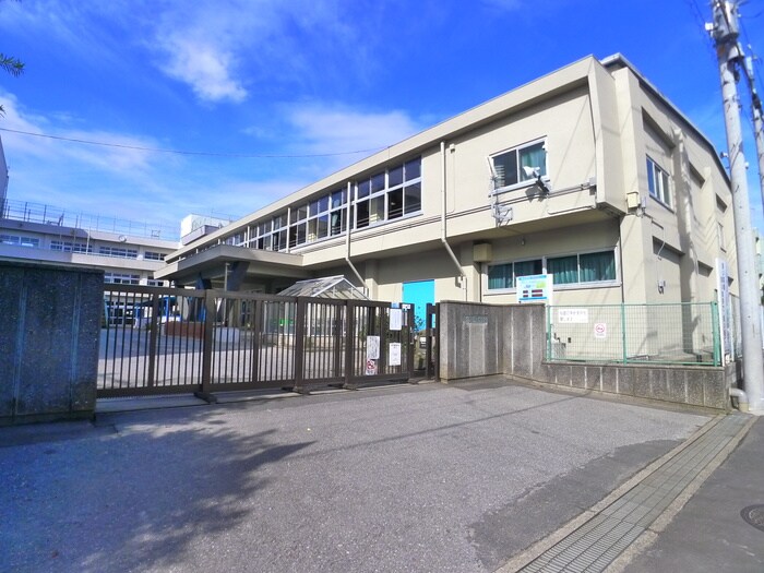 市川第八中学校(小学校)まで2300m ル・ビアン