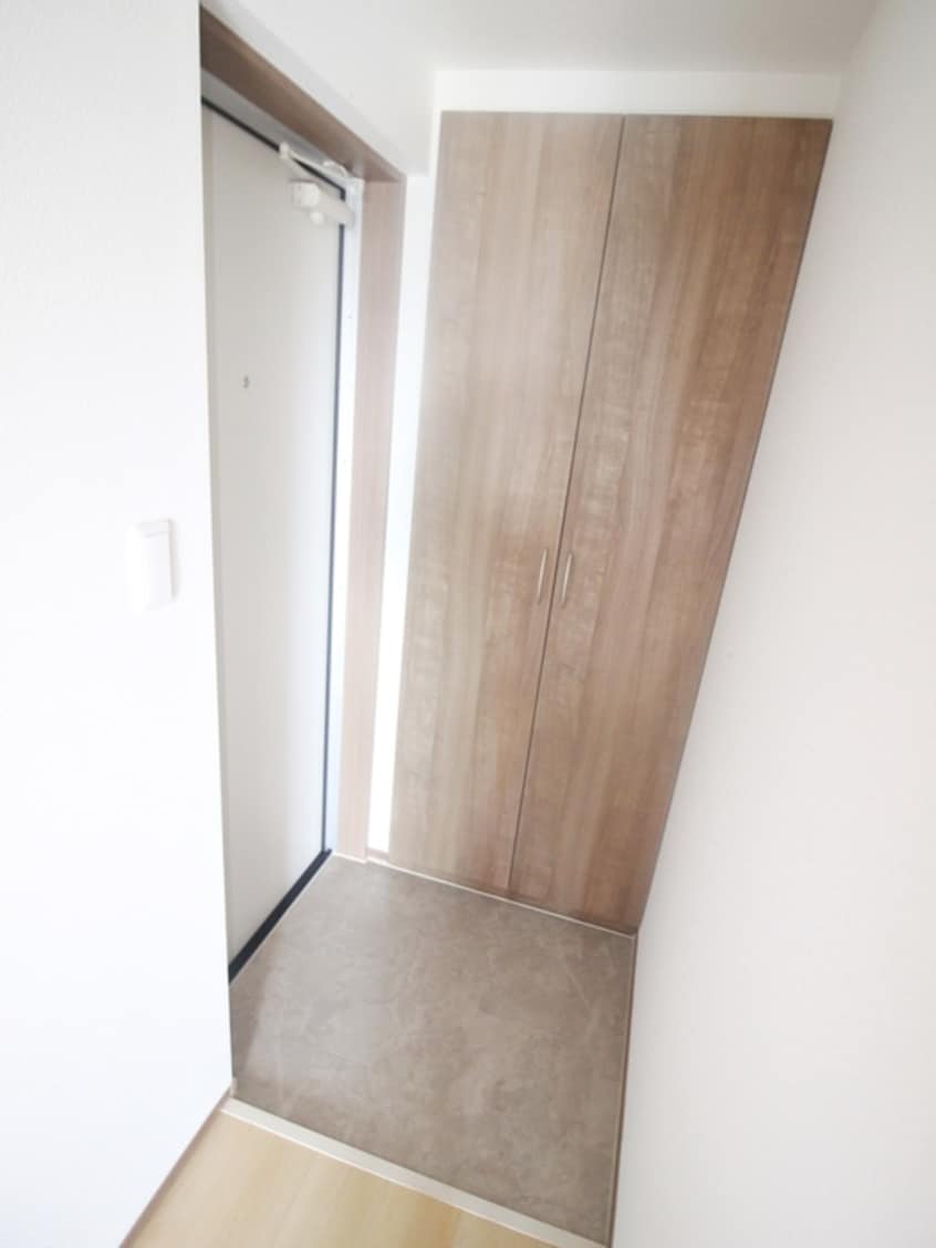 玄関 プリモソーレ湘南