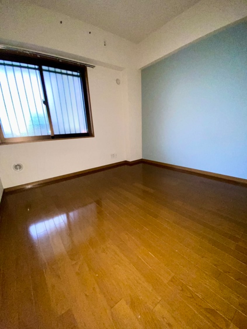 居室 レリ－フ美しが丘