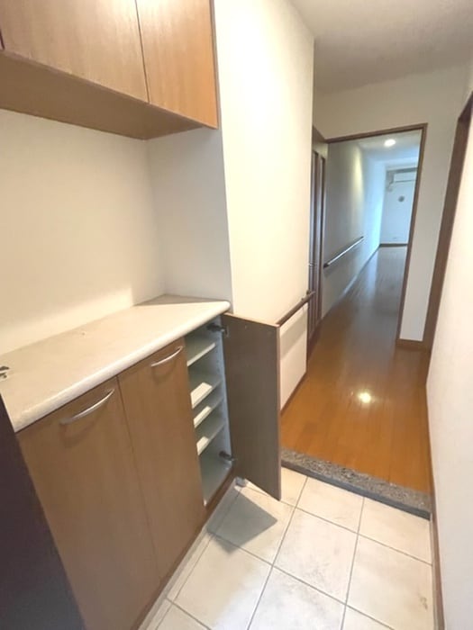 靴箱 レリ－フ美しが丘