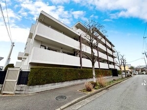 サングレイス十日市場(307)