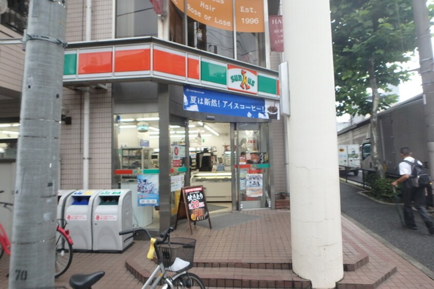 サンクス板橋大和町店(コンビニ)まで48m エスティメゾン板橋本町