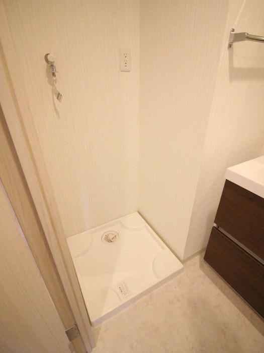 洗濯機置場 メゾンドフローレ野方