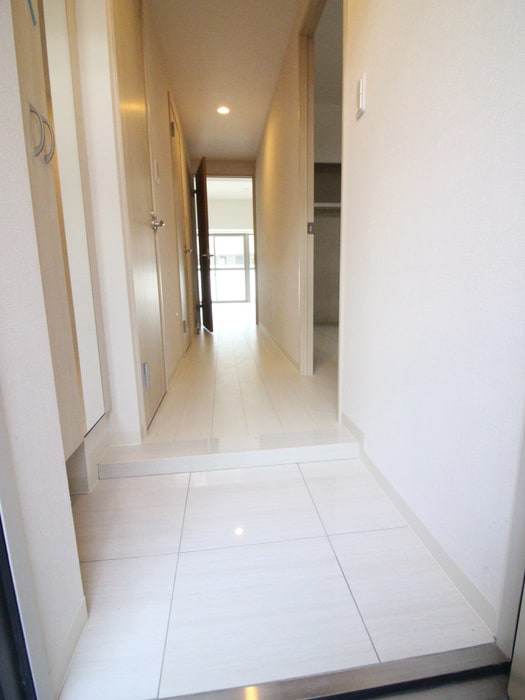 玄関 メゾンドフローレ野方