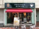 フレッシュネスバーガー 要町店(ファストフード)まで67m KANAME　WARPS　1