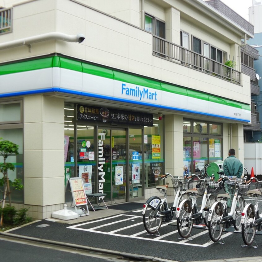 ファミリーマート(コンビニ)まで256m VILLA SUNNEYSIDE