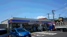 ローソン(コンビニ)まで286m 大塚荘