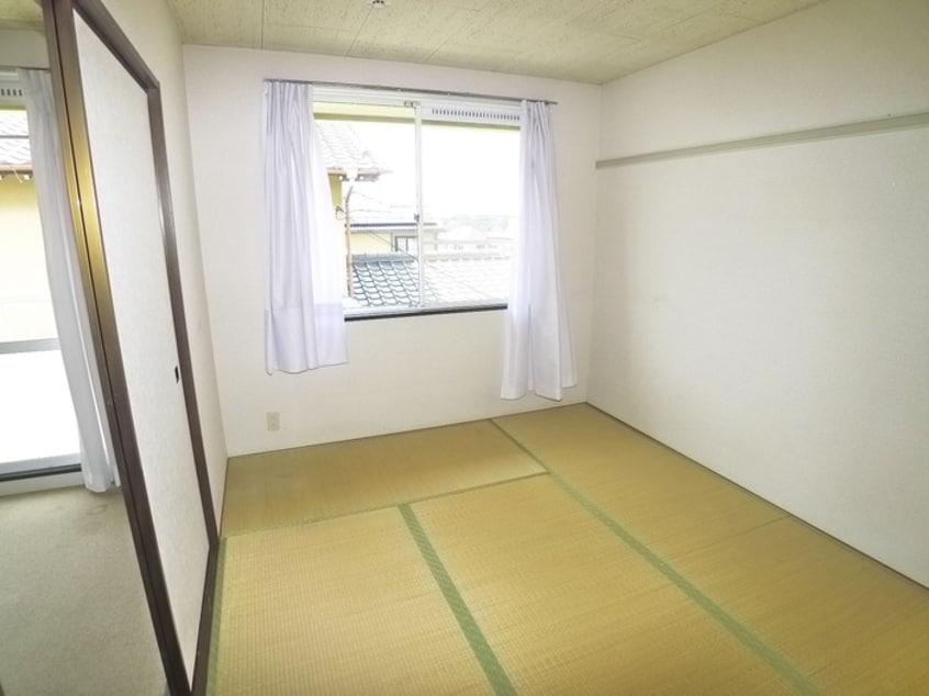 居室 ロワジ－ル勝田台