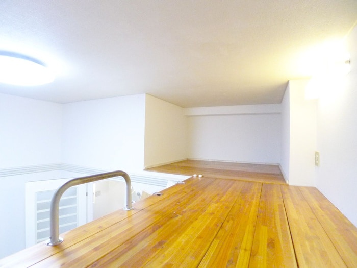 ロフト リリックハウス