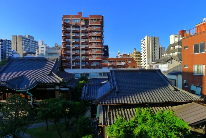 室内からの展望 ルフォンプログレ上野稲荷町