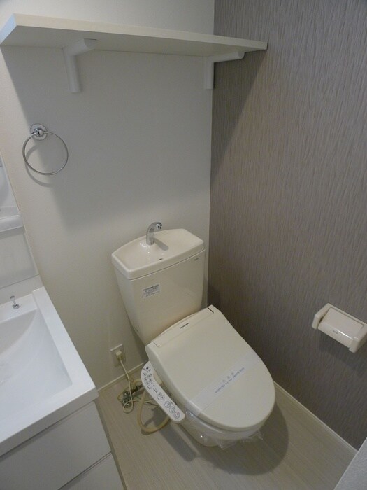 トイレ ハ－モニ－テラス綾瀬Ⅲ