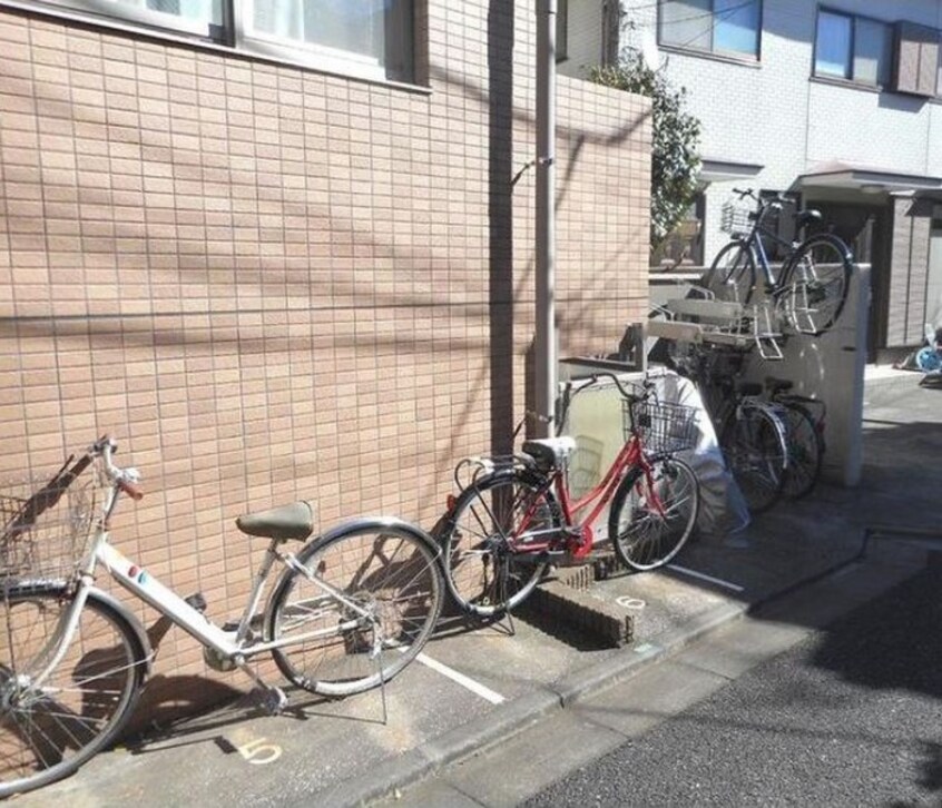 駐輪場 ラビュール三軒茶屋