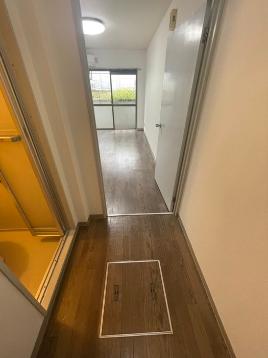 廊下 トラスティ鷺宮