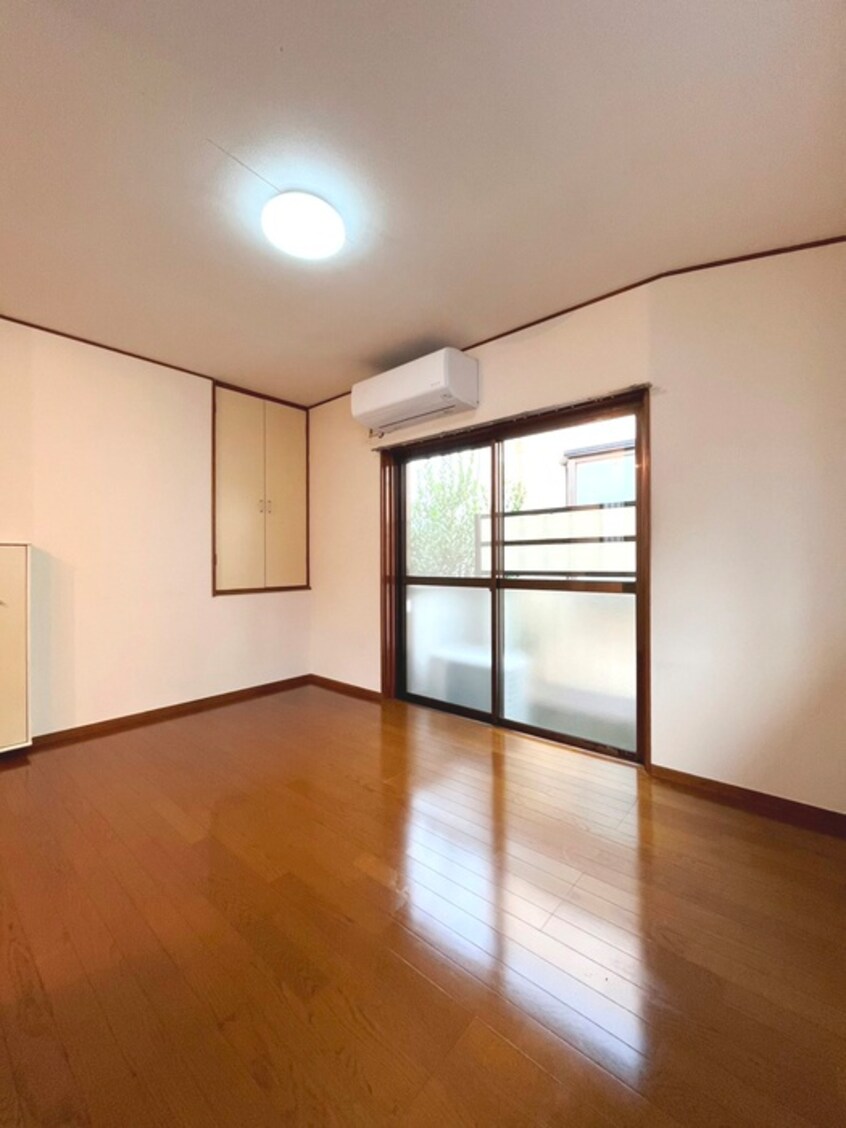 居室 ｸｩｲﾝﾃｯﾄ