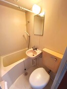 バス／シャワールーム等 ｸｩｲﾝﾃｯﾄ