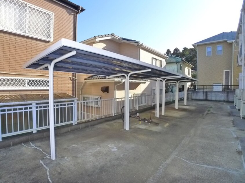 駐輪場 ウィンドコートC棟