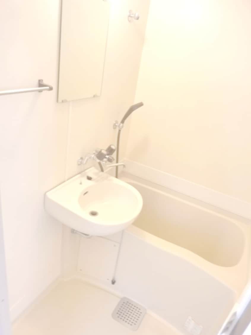 バス／シャワールーム等 メゾンド－ル佐藤