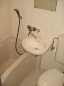 バス／シャワールーム等 サンパレス西富