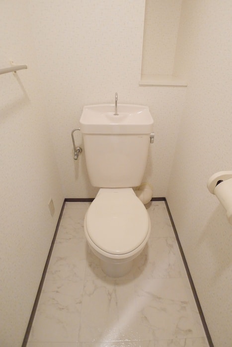 トイレ クレストヒル中野木