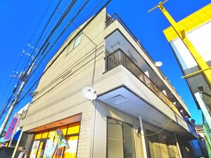 ウィステアリア根戸