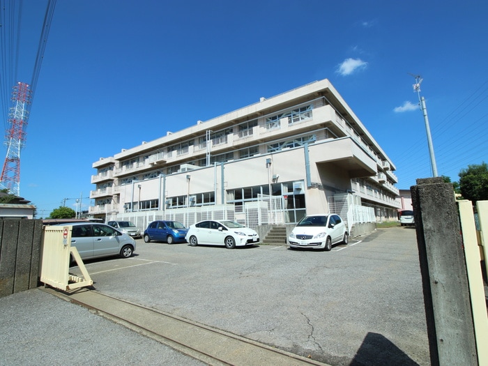 宮本小学校(小学校)まで600m 野口コ－ポ１番館