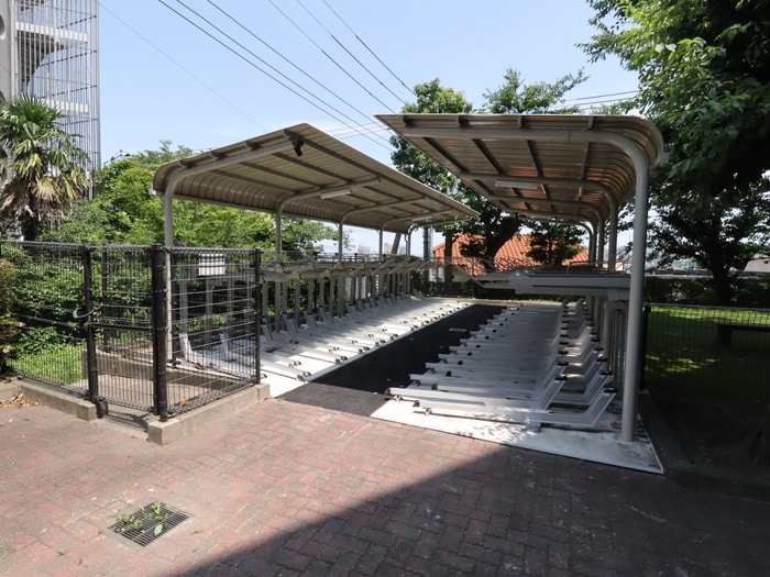 駐輪場 Ｔ′ｓｇａｒｄｅｎ横浜反町