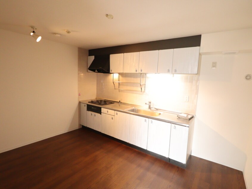 キッチン Ｔ′ｓｇａｒｄｅｎ横浜反町
