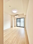 居室 市谷台町坂フロント