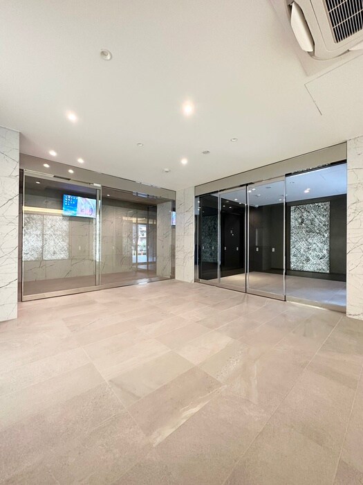 エントランス部分 市谷台町坂フロント