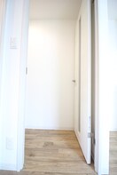 廊下 クリスタルコート中野新橋