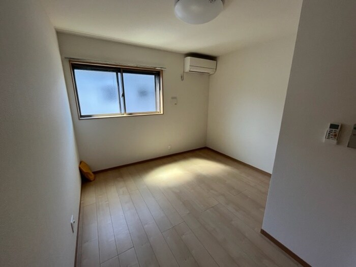 居室 アムールＱＷＡ