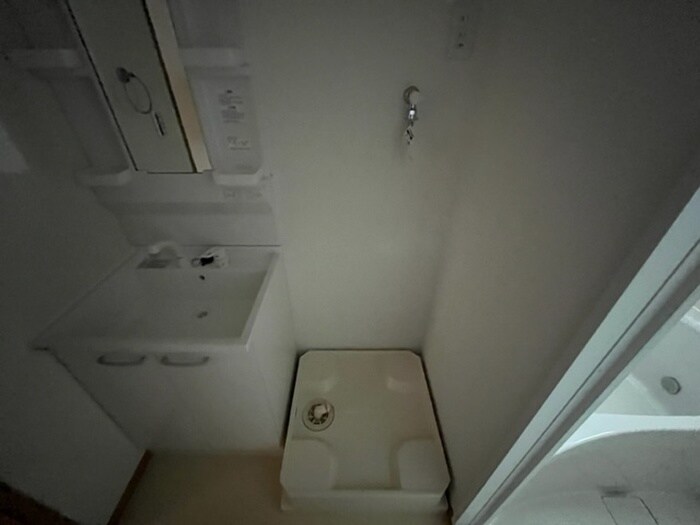 洗濯機置場 アムールＱＷＡ