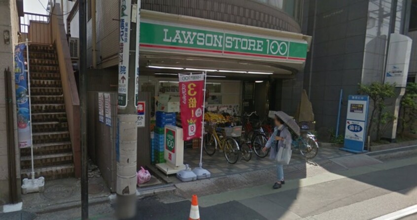 ローソン100(コンビニ)まで727m アムールＱＷＡ