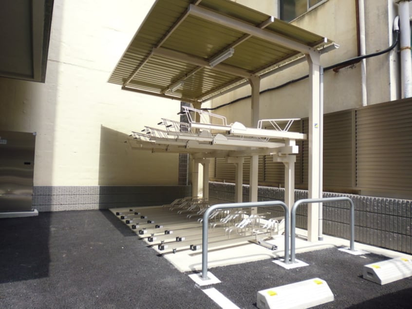 駐輪場 エルスタンザ文京根津